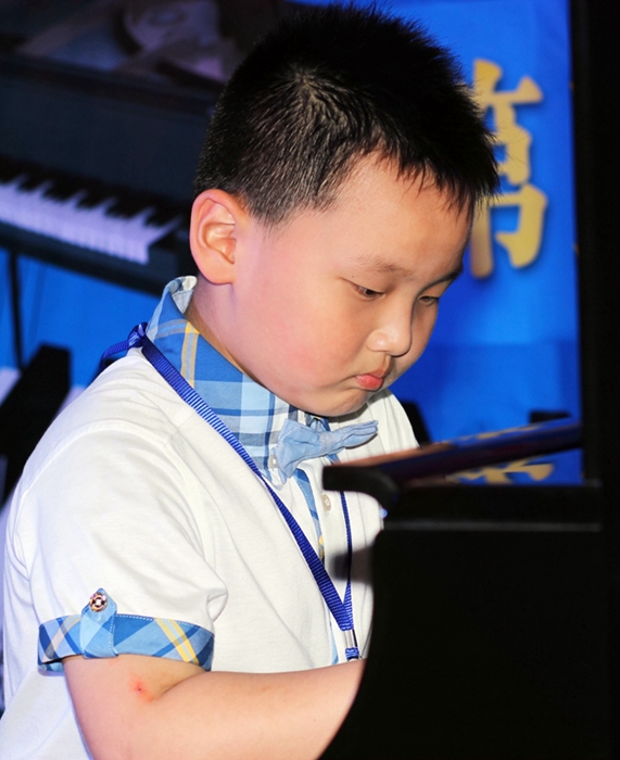 ŷ7367.jpg